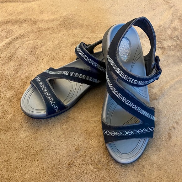 dr scholl's gel cushion sandals